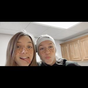 Meet your Posher, Mattily